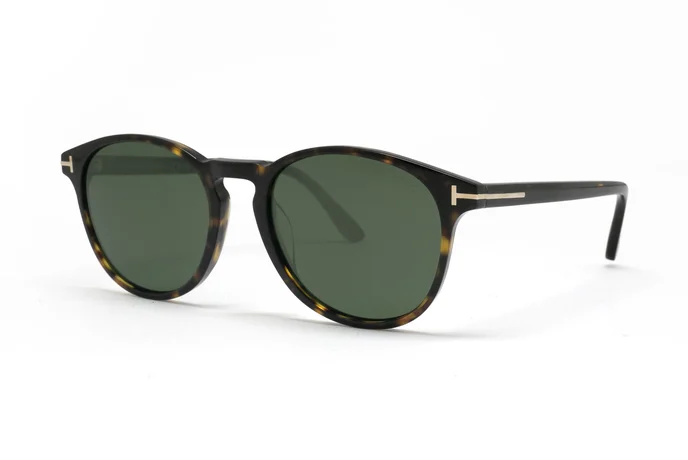 عینک آفتابی گرد تام فورد مدل TF1097 با بدنه قهوه‌ای هاوانا و عدسی سبز - زاویه سه‌رخ